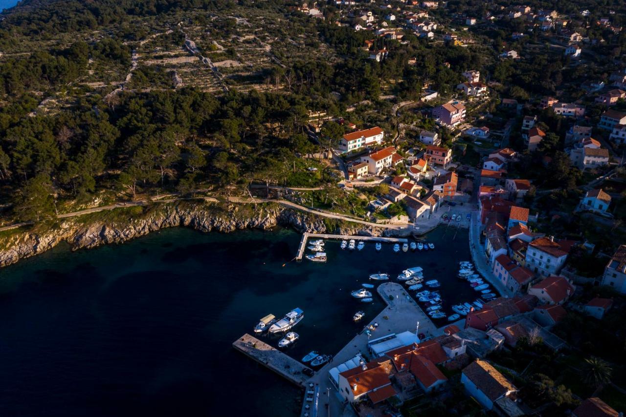 Apartments Antje Veli Losinj Exterior photo